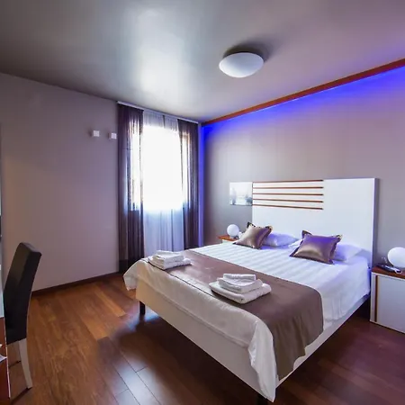 Apartment Luxury Silente Bacvice 2